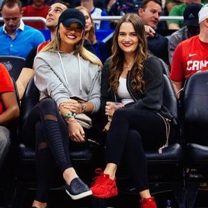 Meet your Posher, Paige